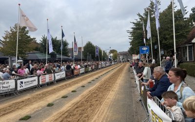 Historische jubileumeditie Kortebaandraverij Roden: Cassidy Byd pakt titel, bezoekers zorgen voor recordomzet